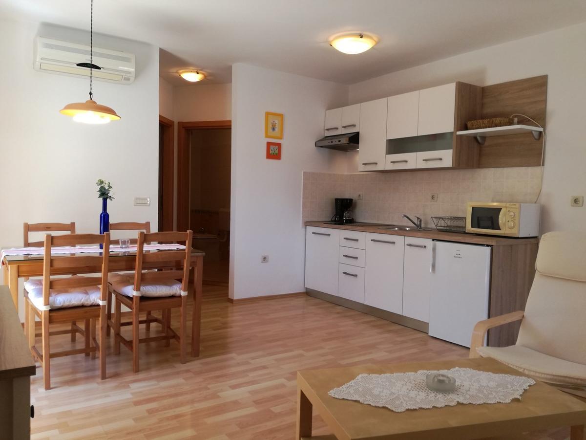 Apartment Nirvana ヴルサル エクステリア 写真